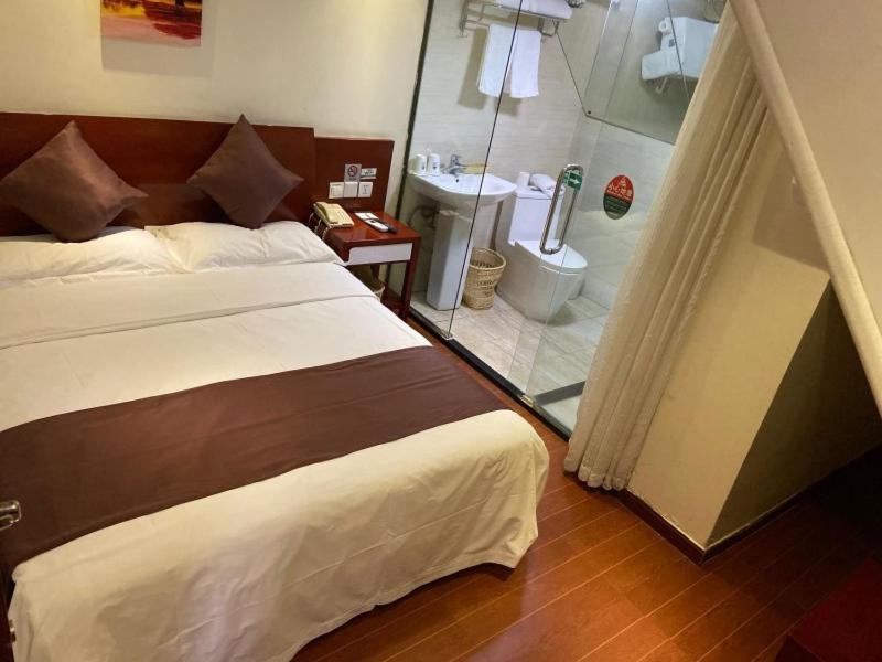 Greentree Inn Shanghai Songjiang University City New Songjiang Road Express Hotel Xangai Exterior foto