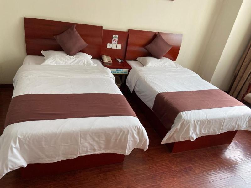 Greentree Inn Shanghai Songjiang University City New Songjiang Road Express Hotel Xangai Exterior foto