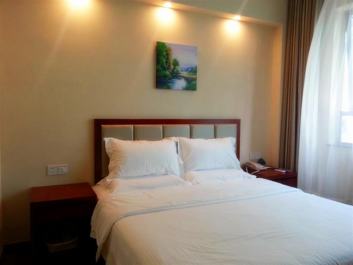 Greentree Inn Shanghai Songjiang University City New Songjiang Road Express Hotel Xangai Exterior foto