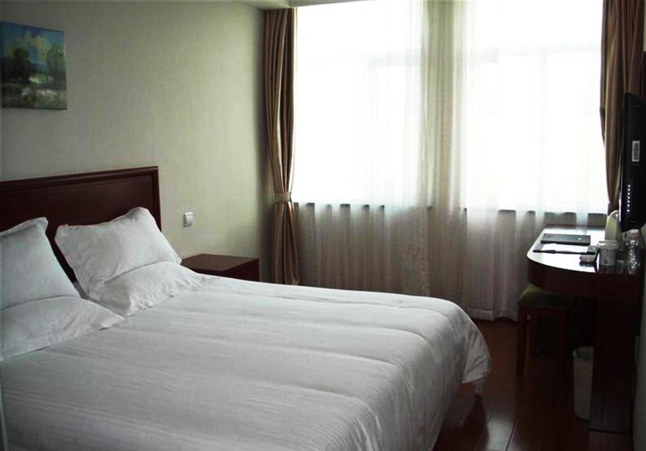 Greentree Inn Shanghai Songjiang University City New Songjiang Road Express Hotel Xangai Exterior foto
